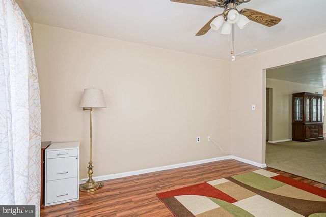 49 LAKEBRIDGE, Deptford, NJ 08096
