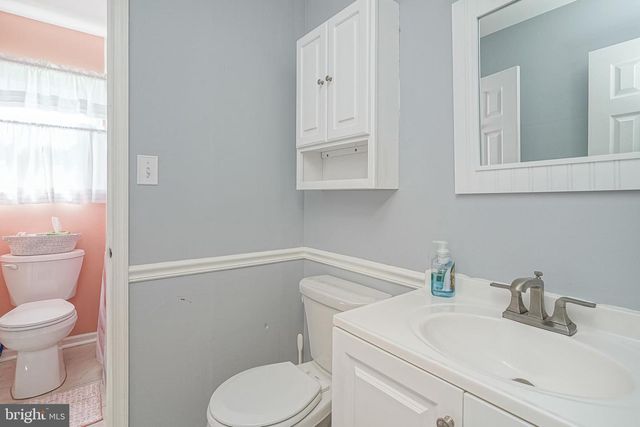 49 LAKEBRIDGE, Deptford, NJ 08096