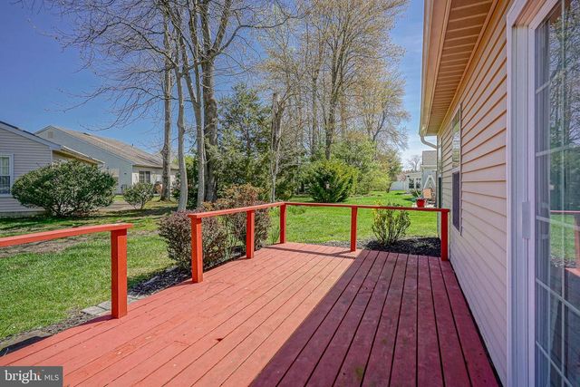 49 LAKEBRIDGE, Deptford, NJ 08096