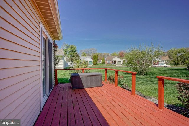 49 LAKEBRIDGE, Deptford, NJ 08096