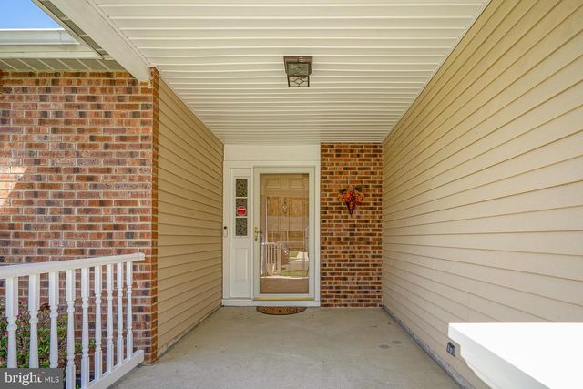 49 LAKEBRIDGE, Deptford, NJ 08096