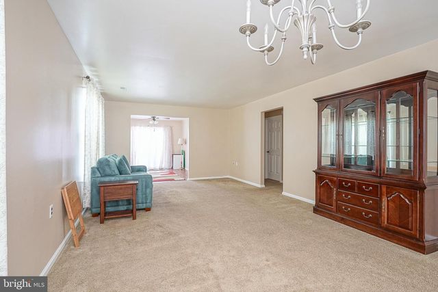 49 LAKEBRIDGE, Deptford, NJ 08096