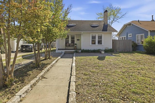 417 Elm St, Kerrville, TX 78028