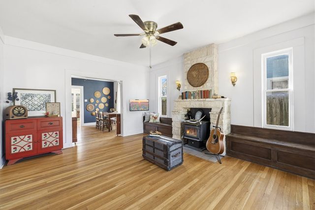 417 Elm St, Kerrville, TX 78028