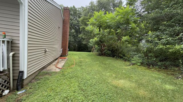 37 Huckleberry Lane, Marstons Mills, MA 02648