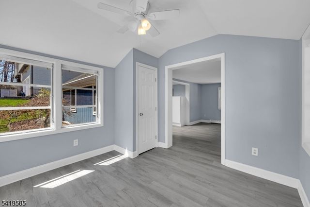 28 Oriole Rd, Jefferson Twp., NJ 07438