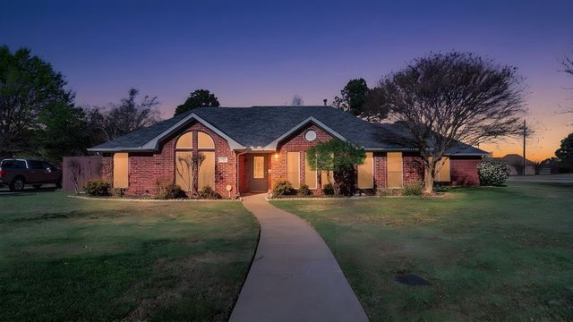 128 Ginger Drive, Pottsboro, TX 75076