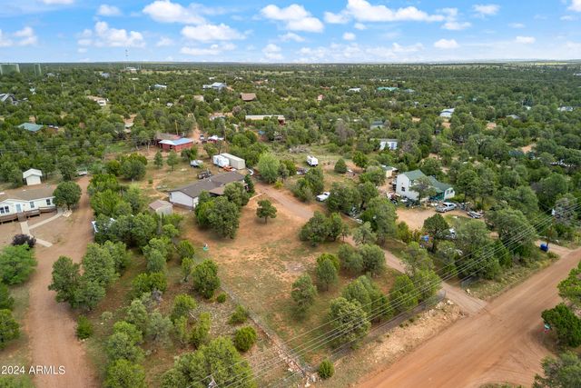 2068 RENDEZVOUS PINE Drive, Overgaard, AZ 85933