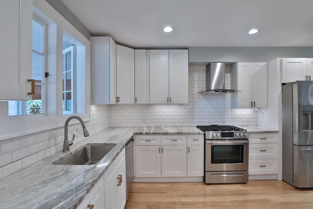 1885 Bryden Road, Columbus, OH 43205