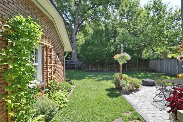 1885 Bryden Road, Columbus, OH 43205