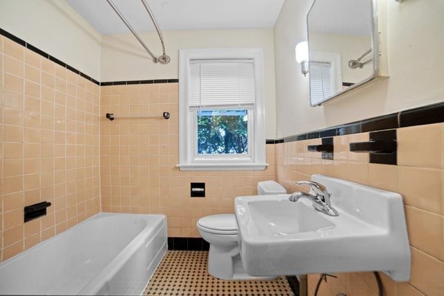 431 Adams Street 3, Quincy, MA 02169
