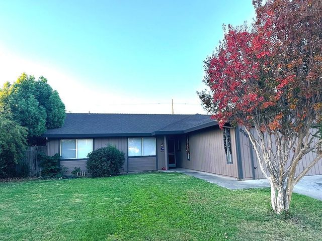 8280 Florintown Way, Sacramento, CA 95828