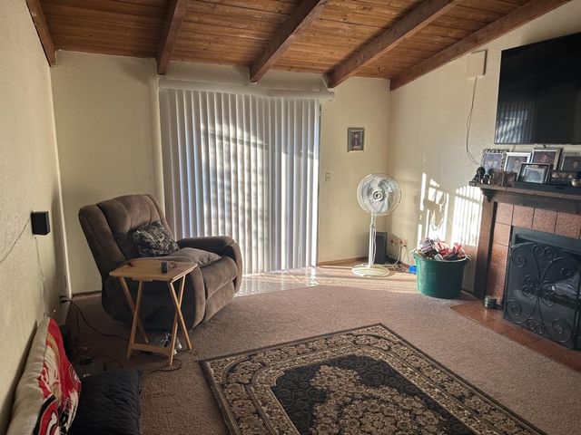 8280 Florintown Way, Sacramento, CA 95828