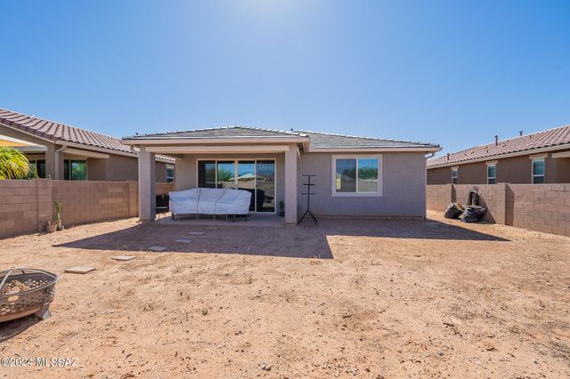 21372 E Charmaine Road, Red Rock, AZ 85145