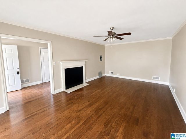 1744 MOUNTAIN DRIVE, Tarrant, AL 35217