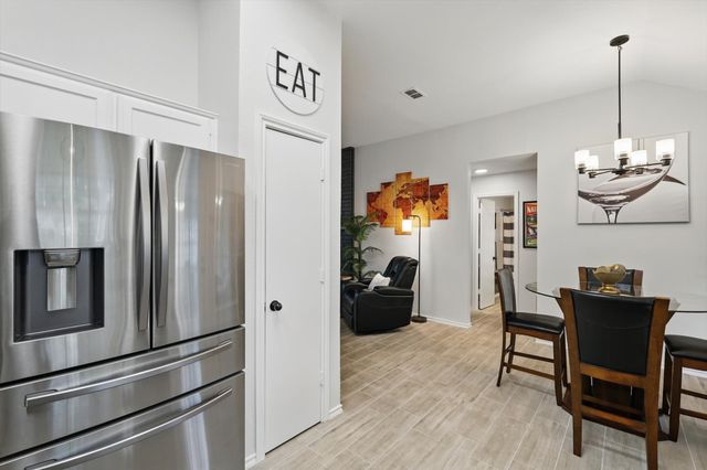 1200 Oak Valley, Denton, TX 76209
