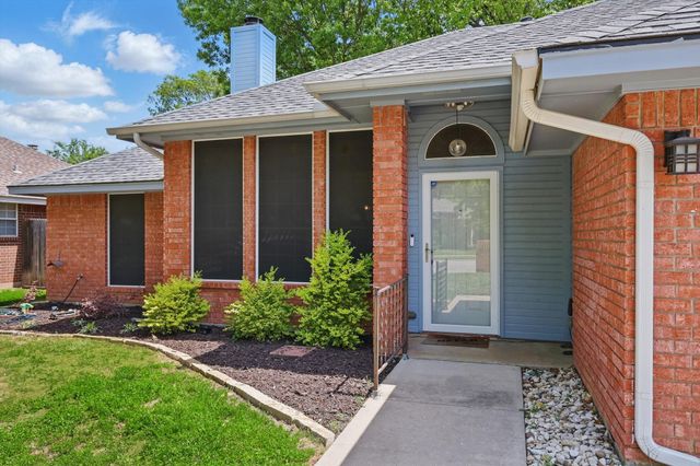 1200 Oak Valley, Denton, TX 76209