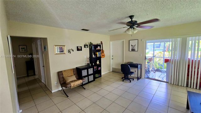 3711 Van Buren St 1, Hollywood, FL 33021