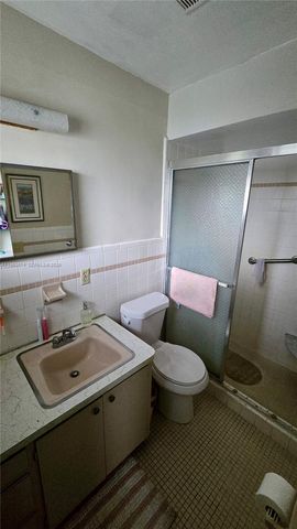 3711 Van Buren St 1, Hollywood, FL 33021