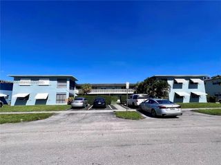 3711 Van Buren St 1, Hollywood, FL 33021