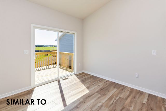1100 Featherstone Avenue NE, Bondurant, IA 50035