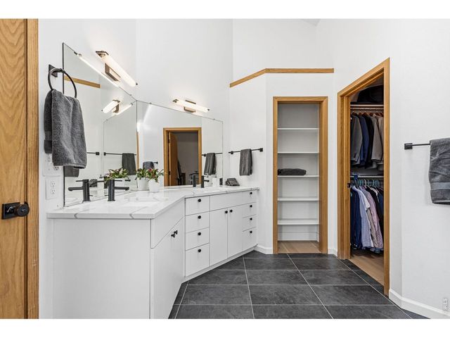 5588 Stonewall Pl, Boulder, CO 80303