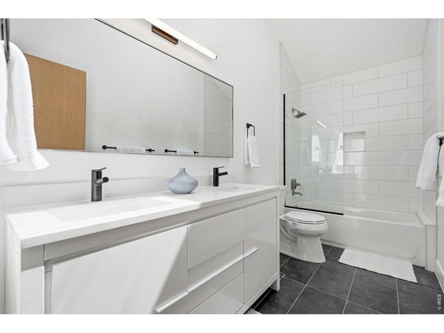 5588 Stonewall Pl, Boulder, CO 80303