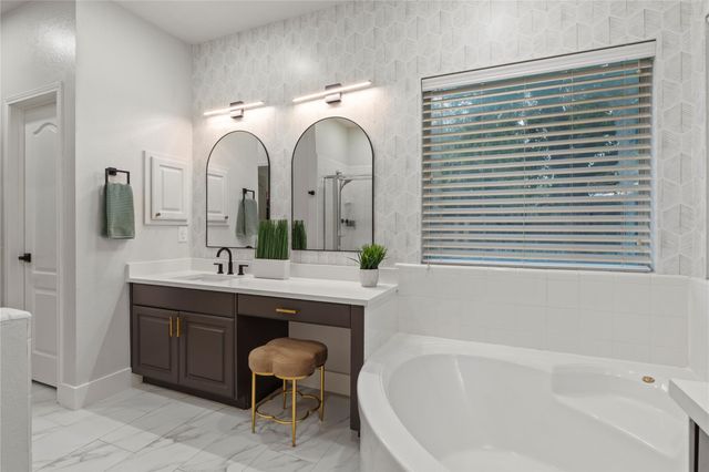 2915 Stonecreek DR, Round Rock, TX 78681