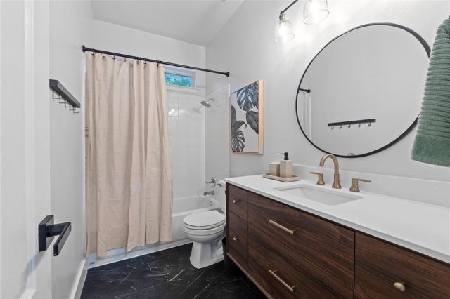 2915 Stonecreek DR, Round Rock, TX 78681