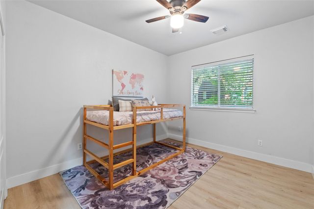 2915 Stonecreek DR, Round Rock, TX 78681