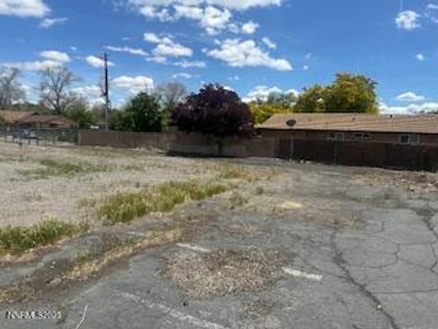 1010 12th Street, Sparks, NV 89431