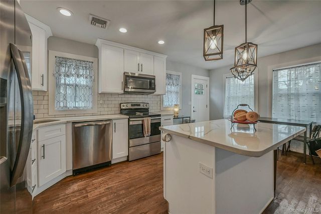 458 Lockwood Drive, Shirley, NY 11967