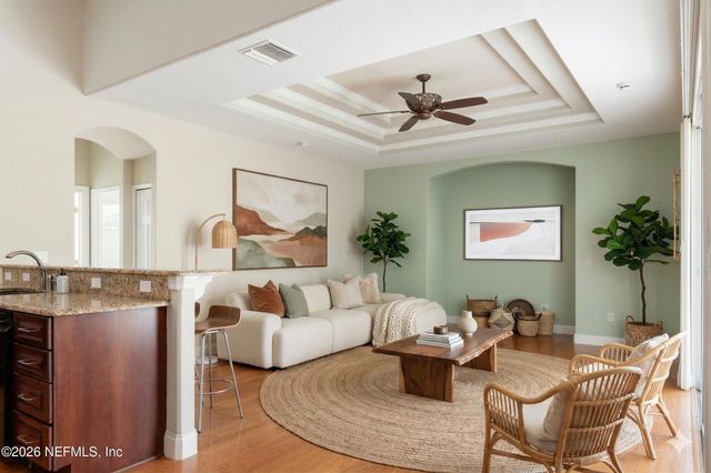 15 OLD OAK Drive N, Palm Coast, FL 32137