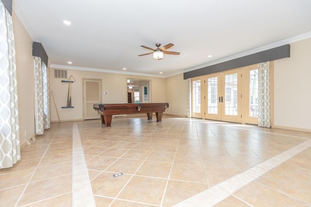 7127 Taylor Avenue, Evansville, IN 47715