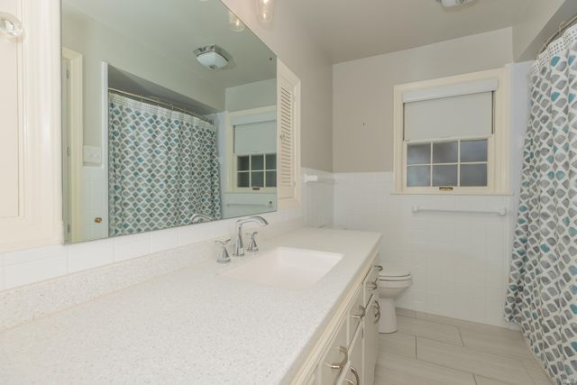 7127 Taylor Avenue, Evansville, IN 47715