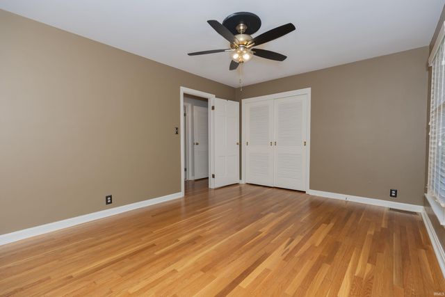 7127 Taylor Avenue, Evansville, IN 47715