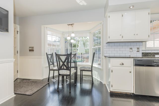 7127 Taylor Avenue, Evansville, IN 47715
