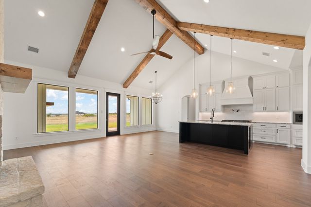 12721 W Fm 4, Godley, TX 76044