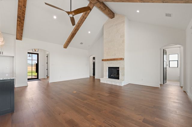 12721 W Fm 4, Godley, TX 76044