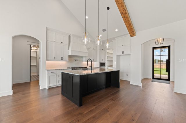 12721 W Fm 4, Godley, TX 76044