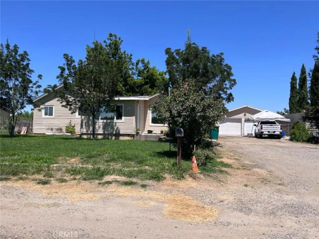 14176 Sunset Drive, Livingston, CA 95334