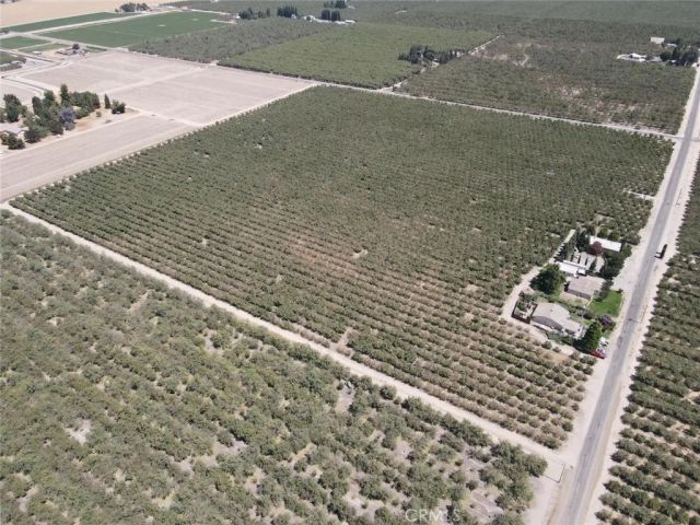 14176 Sunset Drive, Livingston, CA 95334