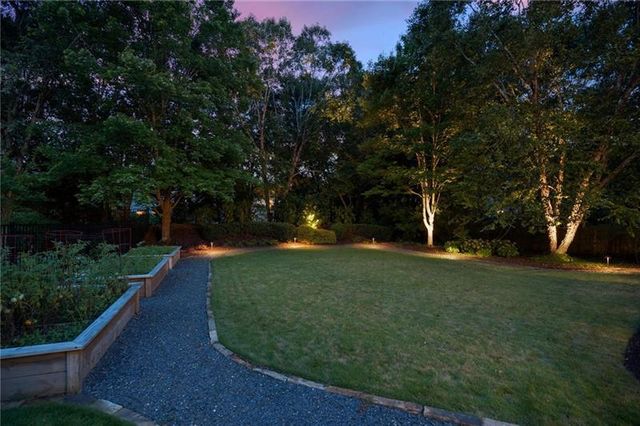 2429 Kirk NW Lane, Kennesaw, GA 30152