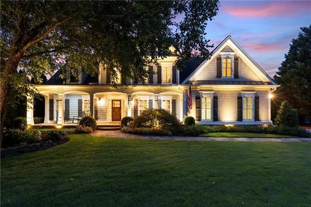 2429 Kirk NW Lane, Kennesaw, GA 30152