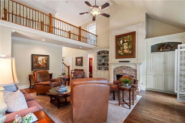 2429 Kirk NW Lane, Kennesaw, GA 30152