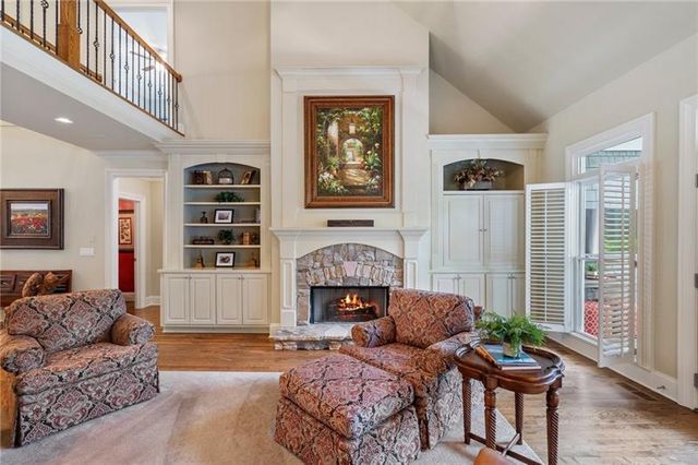 2429 Kirk NW Lane, Kennesaw, GA 30152