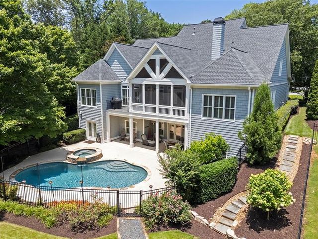 2429 Kirk NW Lane, Kennesaw, GA 30152