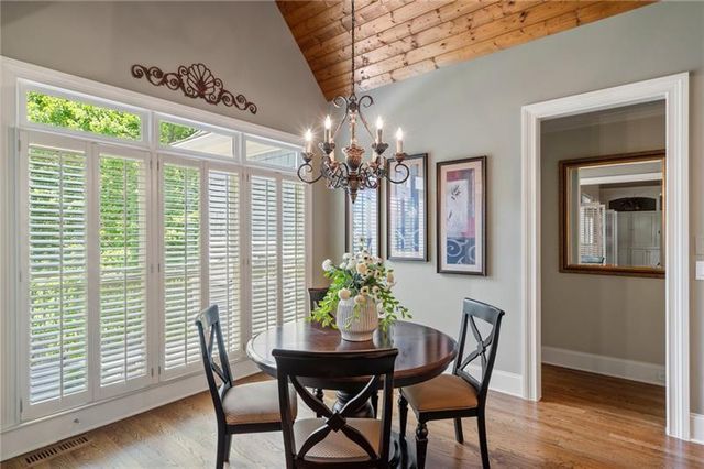 2429 Kirk NW Lane, Kennesaw, GA 30152