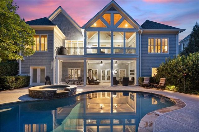 2429 Kirk NW Lane, Kennesaw, GA 30152