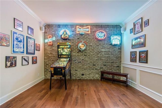 2429 Kirk NW Lane, Kennesaw, GA 30152